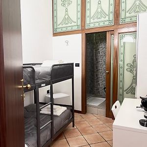 Habitación con 2 Camas Individuales